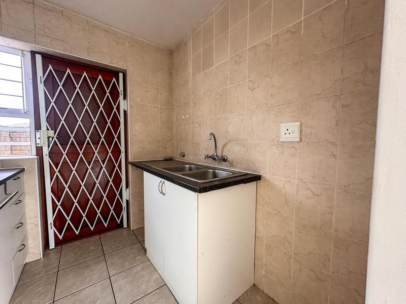 2 Bedroom Property for Sale in Protea Heights Western Cape